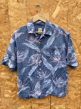 Vintage 90s Jamaica Jaxx 100% blue red hibiscus floral print Hawaiian beach shirt size large oversiz